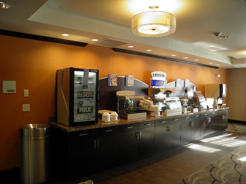 Holiday Inn Express & Suites Overland Park By Ihg Exterior photo